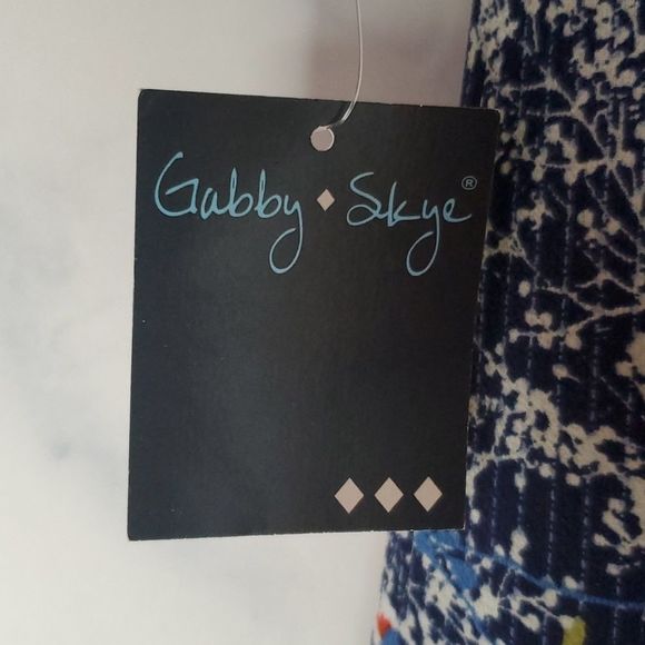 NWT - Gabby Skye Women's Berry Print Dress - Picture 4 of 8